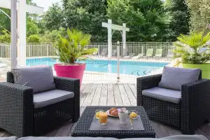 CERISE LES JARDINS DU LAC