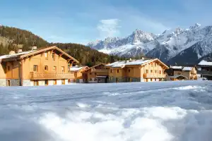 Cgh le Hameau de Pierre Blanche