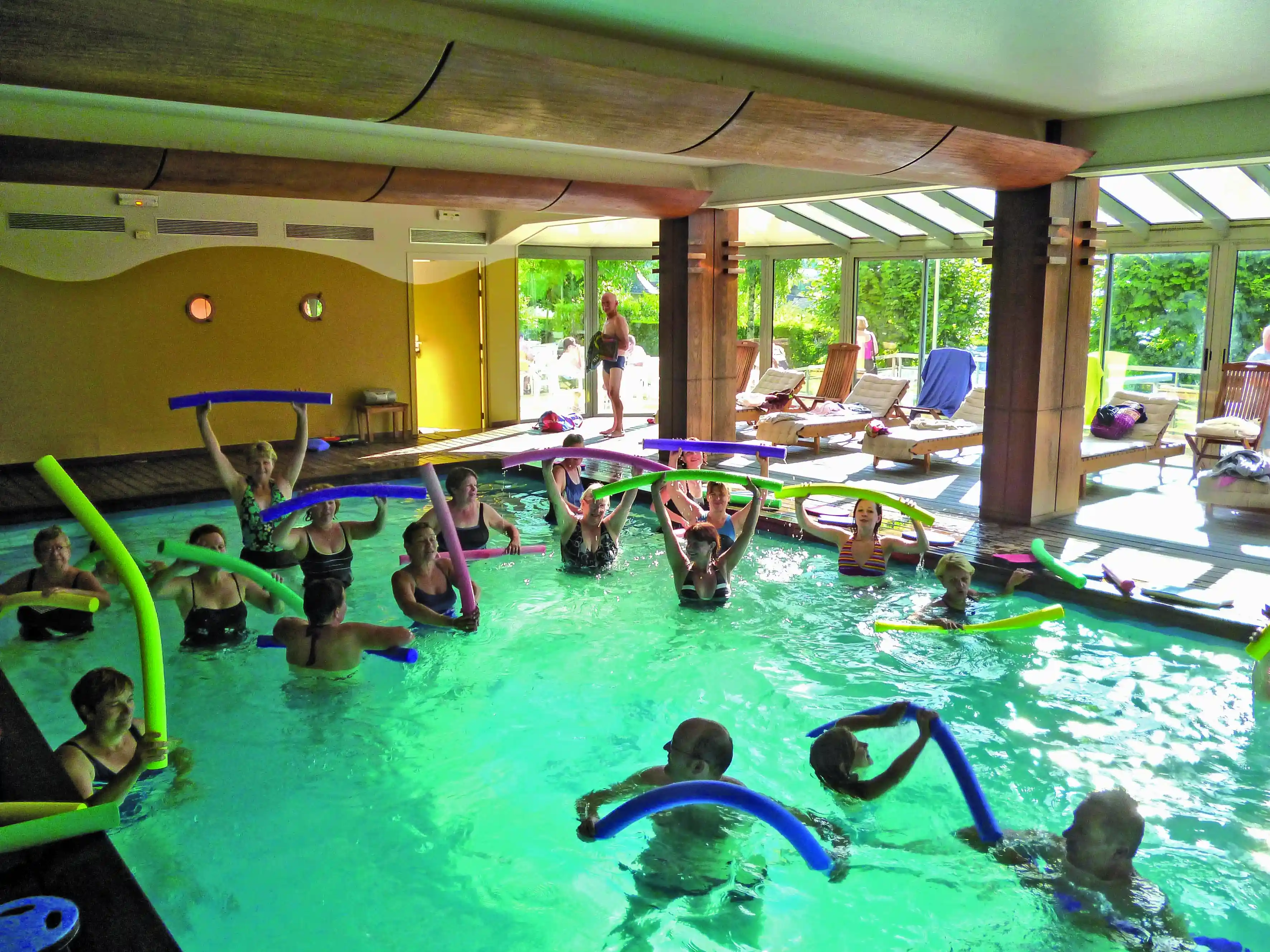 Lagrange Vacances®  - Vic-sur-Cere - Hotel le Family