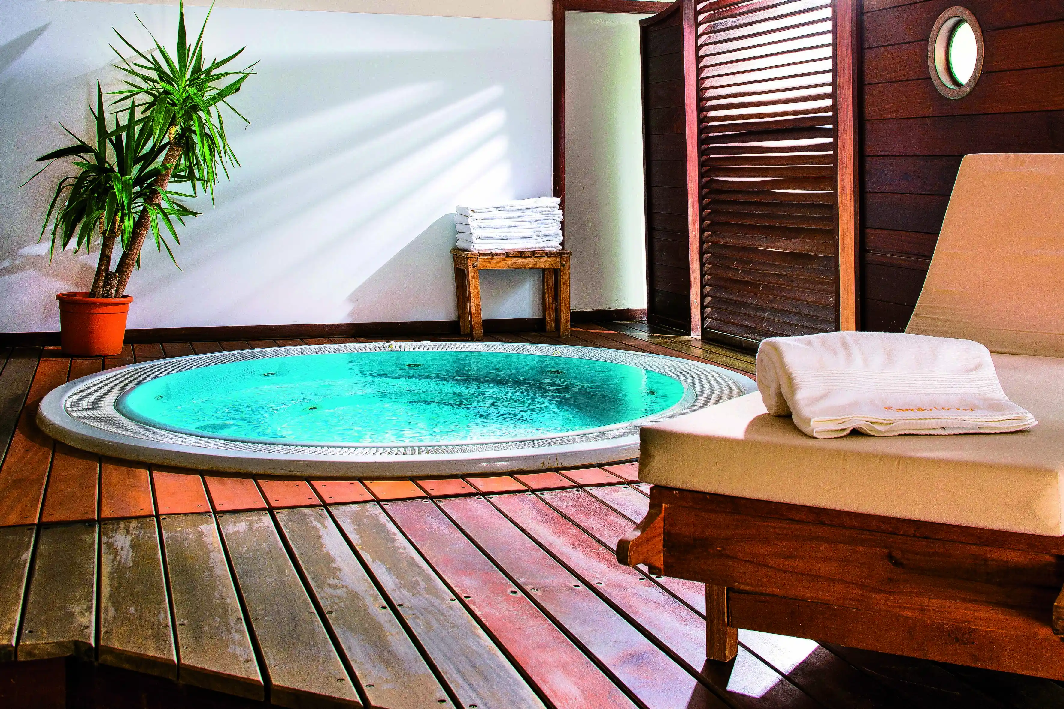 Lagrange Vacances®  - Vic-sur-Cere - COMPLEXE HOTELIER LE FAMILY